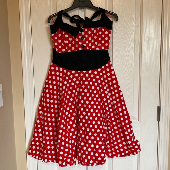 Cute red polka halter dress - Picture 1 of 1